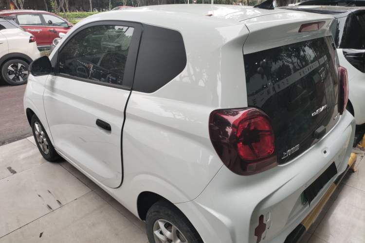 Used Roewe Clever 2022 311km QiQi BoBo Edition Exterior 2