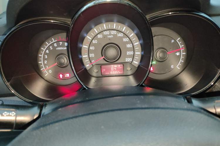 Used Kia K2 2011 Sedan 1.4L Automatic GLS
