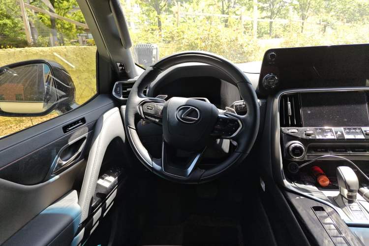 Used Lexus LX 2025 700h OVERTRAIL Grand Edition