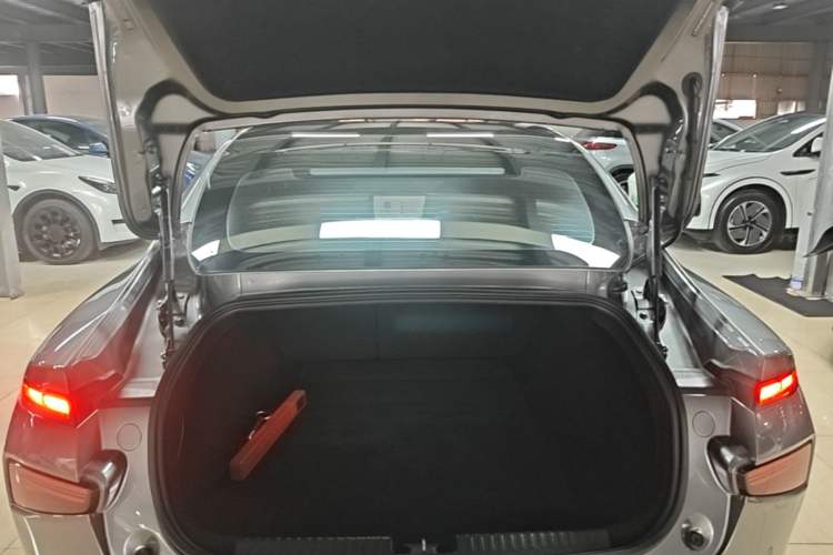 Used XPeng P7 2020 670E