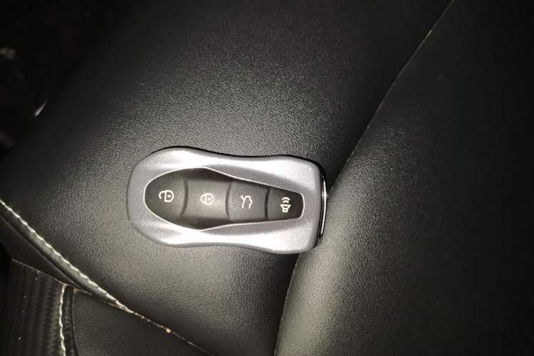 Used Geely Auto Emgrand X7 Sport 2020 1.8TD DCT Smart PRO Vehicle Key