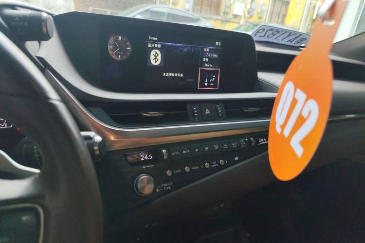 Used Lexus ES 2020 200 Excellence Edition
