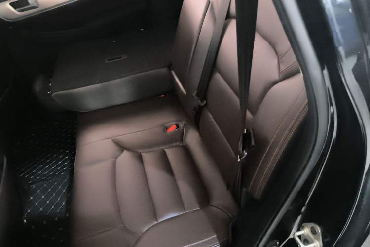 Used FORTHING Joyear X5 2017 Jingxiang Series 1.5T Manual Luxury Model
