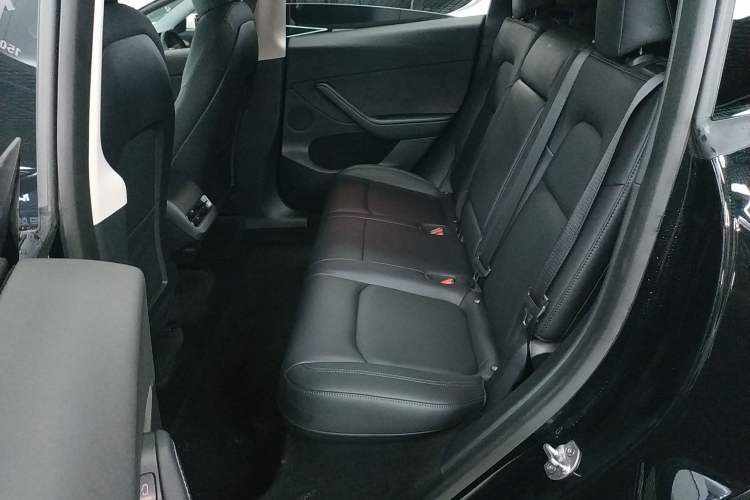 Used Tesla Model Y 2021 Standard Range Rear-Wheel Drive Version