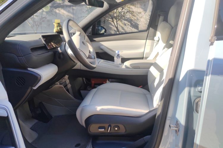 Used Nio ES6 2023 75 kWh
