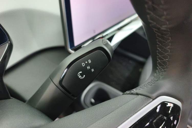 Used Volkswagen ID.3 2025 Smart Version Pure & Intelligent Enjoyment Edition
