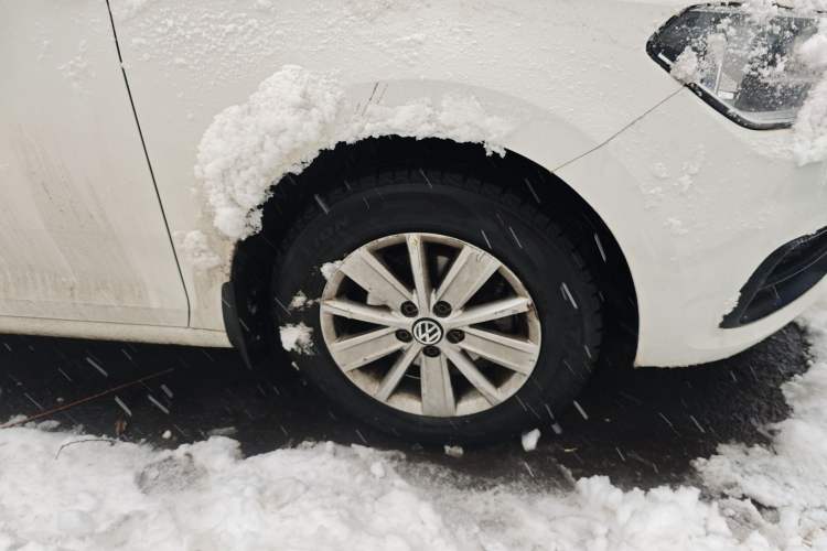 Used Volkswagen Santana 2021 1.5L Automatic Fashion Edition Right Front Wheel Hub