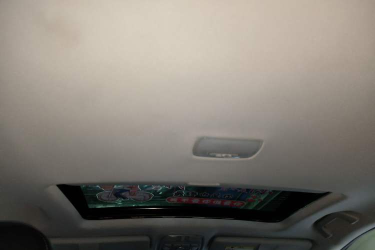 Used Haval M6 2023 PLUS 1.5T DCT Luxury Smart Connectivity Model Headliner