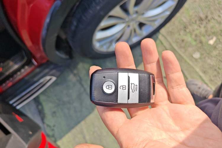 Used Land X7 2015 2.0T Panoramic Luxury Edition