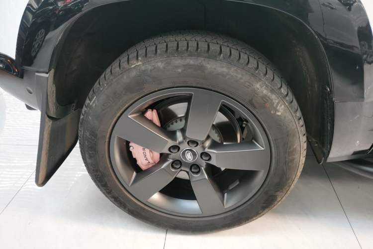 Used Land Rover Defender 2023 90 3.0T P400 XS
