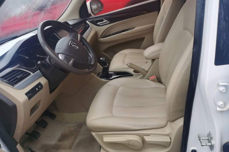 Used Baojun 730 2016 1.5L Manual Comfort Version 7 Seats China V Emission Standard
