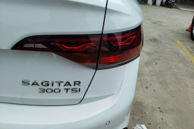 Used Volkswagen Sagitar 2023 300TSI DSG Excellence Edition
