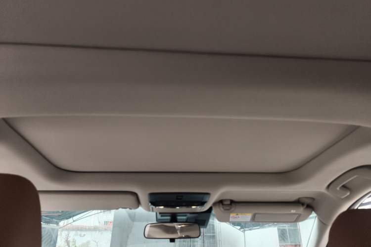 Used Nissan Teana 2025 Model 2.0L XL-TLS Enjoyment Edition Headliner