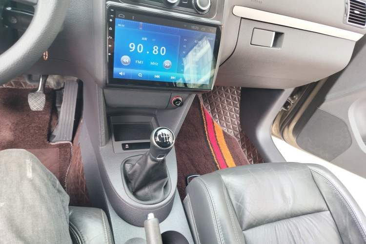 Used Volkswagen Touran 2015 1.4T Manual Comfort Edition 5-Seater
