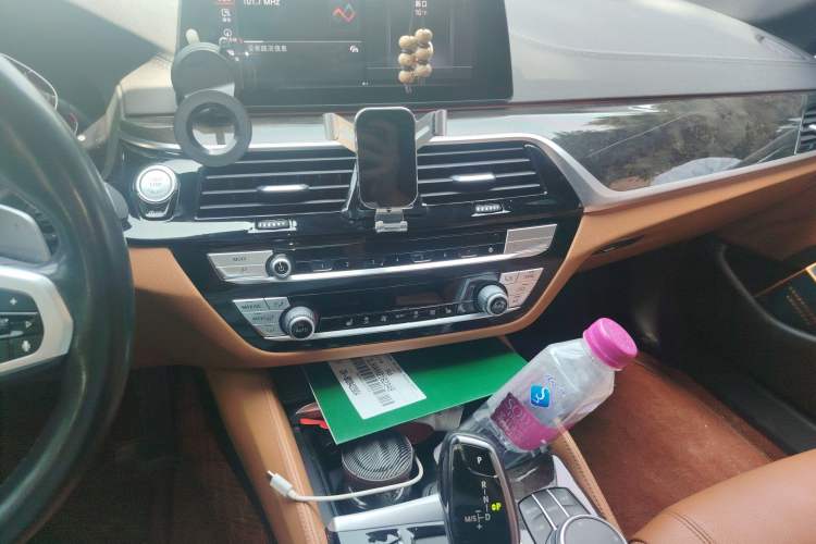 Used BMW 5 Series 2020 530Li Leading Model M Sport Package
