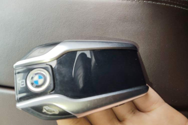 Used BMW 5 Series New Energy 2019 530Le Pioneer Edition Vehicle Key