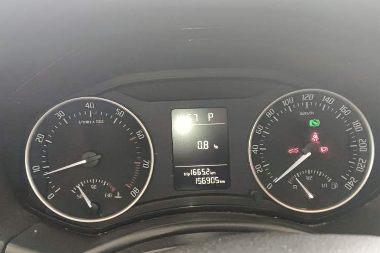 Used Skoda Octavia 2014 1.6L Automatic Yijie Edition Instrument Cluster
