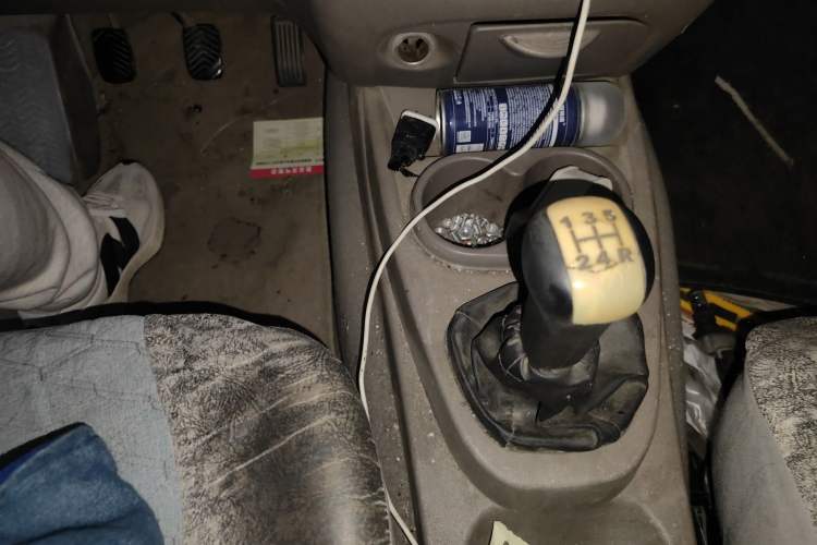 Used Wuling Hongguang 2013 1.5L Comfort Model
