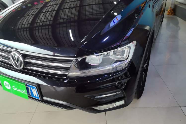 Used Volkswagen Tiguan L 2020 330TSI Automatic Two-Wheel Drive Panoramic Comfort Edition China VI Standard Left Front Headlight