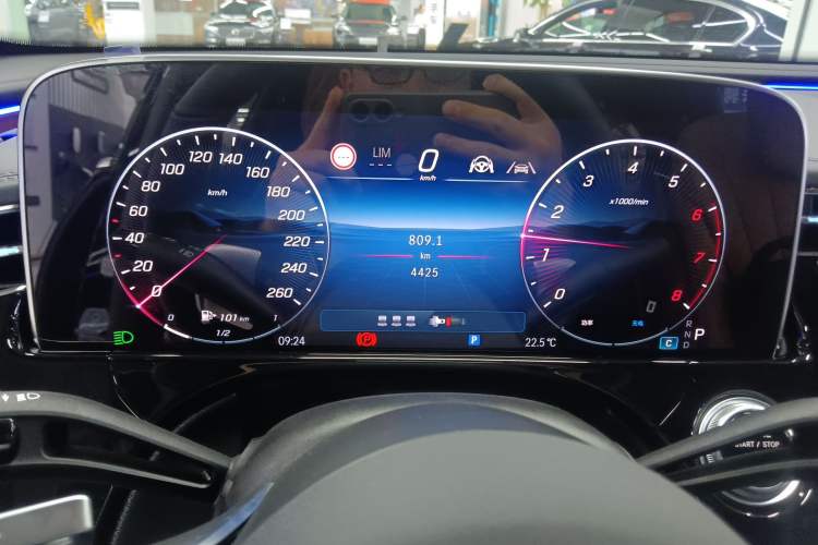 Used Mercedes-Benz E-Class 2024 E 300 L Luxury Model Instrument Cluster