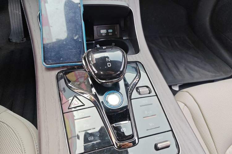 Used BYD Han 2025 EV with 701 km of Laser Radar-Enabled Intelligent Driving