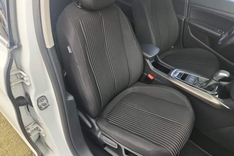 Used Peugeot 408 2014 1.8L Automatic Luxury Edition
