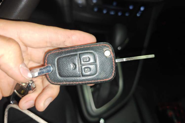 Used Buick GT 2019 18T Automatic Connected Elite Model China VI Standard Vehicle Key