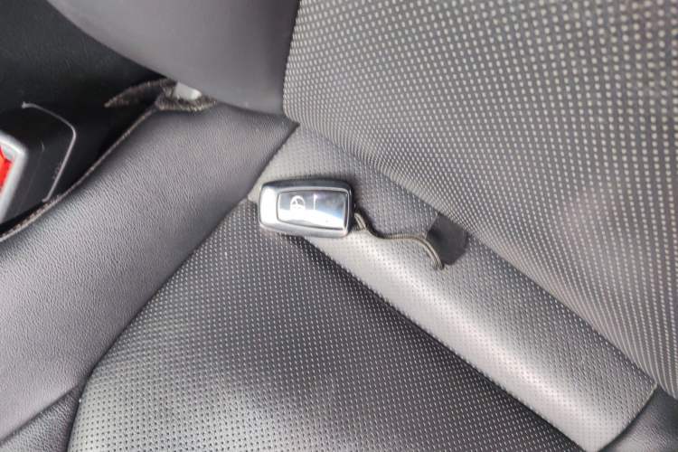 Used Toyota Camry 2018 2.5G Luxury Edition Vehicle Key