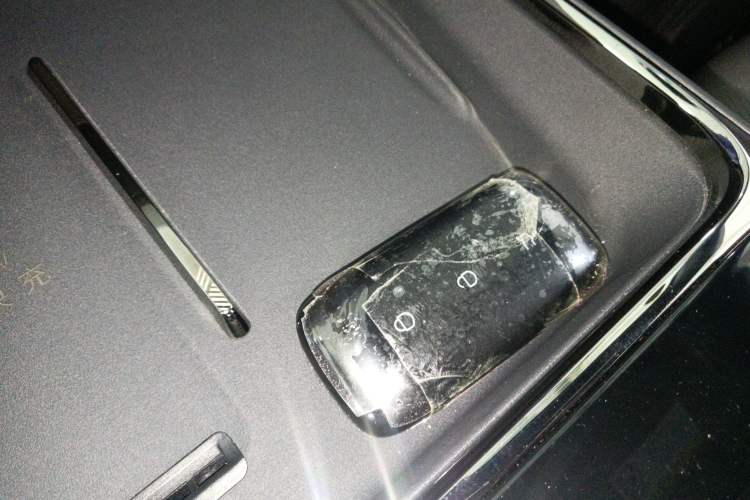 Used Geely Galaxy 8 2025 130km EM-P Starship Edition
