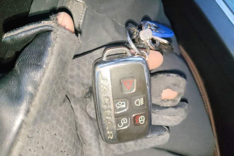 Used Jaguar XFL 2017 XFL 2.0T 240PS Luxury Edition Vehicle Key