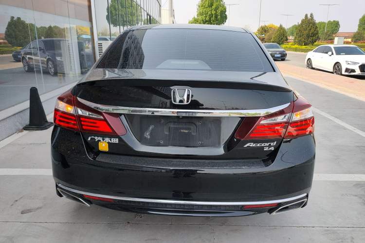 Used Honda Accord 2016 2.0L Comfort Edition
