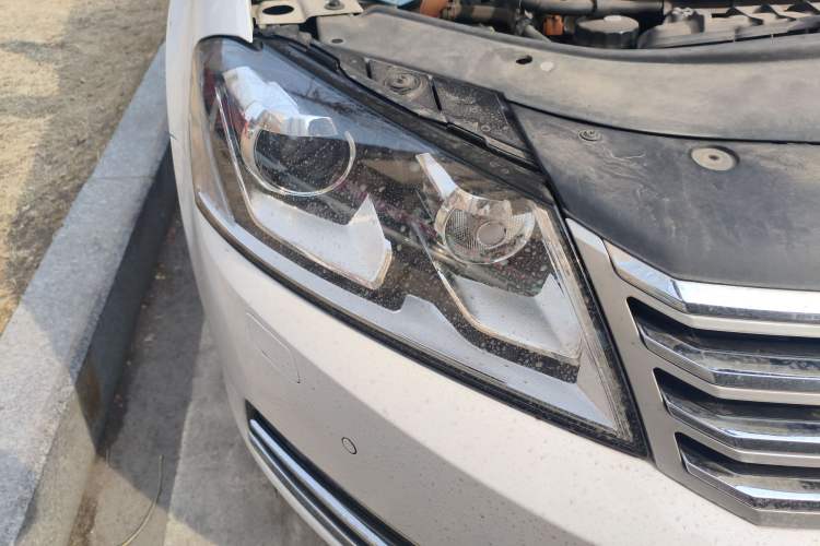 Used Volkswagen Magotan 2012 1.8TSI Luxury Model
