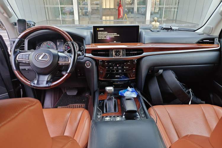 Used Lexus LX 2016 570 Prestige Luxury Edition
