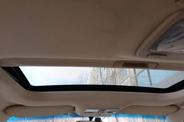 Used Hyundai Tucson 2009 2.0L Automatic Two-Wheel Drive with Sunroof