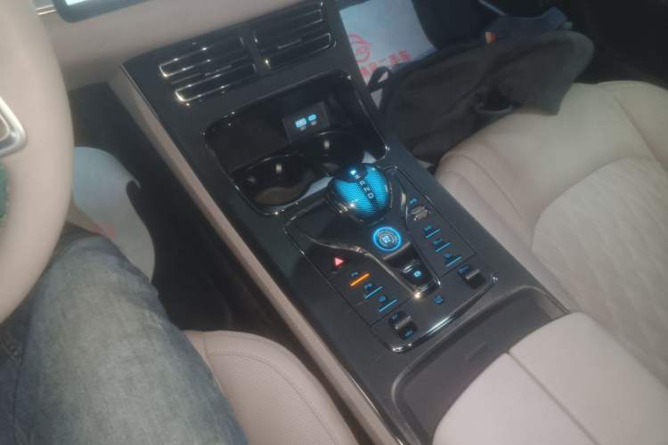 Used BYD Han 2025 DM-i Smart Drive 125KM Elite Model
