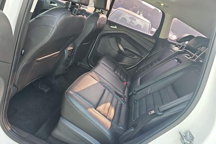 Used Ford Kuga 2019 EcoBoost 180 Two-Wheel-Drive Titanium Plus Model China VI Standard
