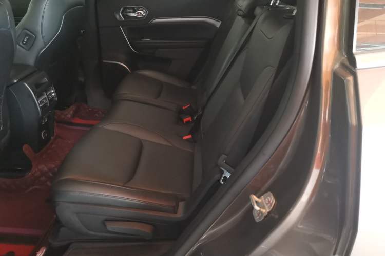 Used Jeep Commander 2018 2.0T Two-Wheel Drive Enjoy Edition China V Left Rear Seat