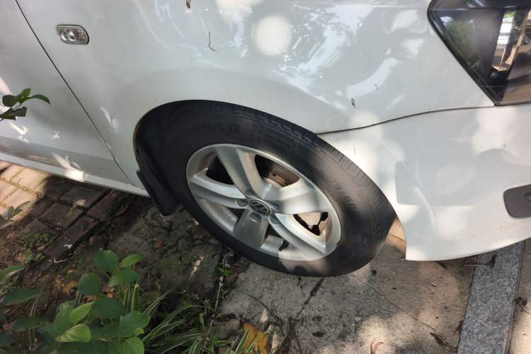 Used Volkswagen Polo 2011 1.4L Automatic ZhiShang Version