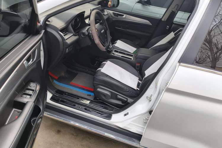 Used Haval M6 2021 PLUS 1.5T DCT Comfort Edition