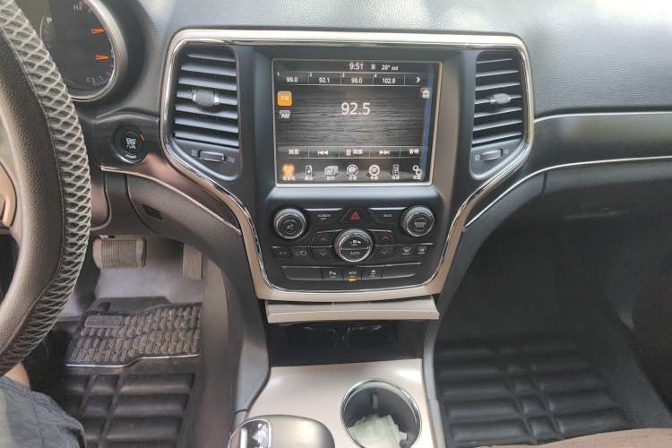 Used Jeep Grand Cherokee 2014 3.6L Elite Navigation Edition
