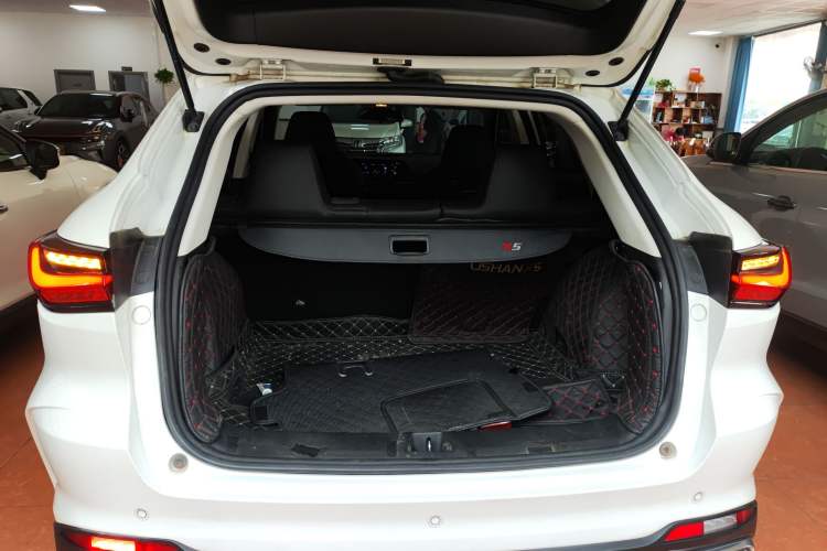 Used CHANGAN OSHAN X5 2021 1.5T DCT Luxury Edition
