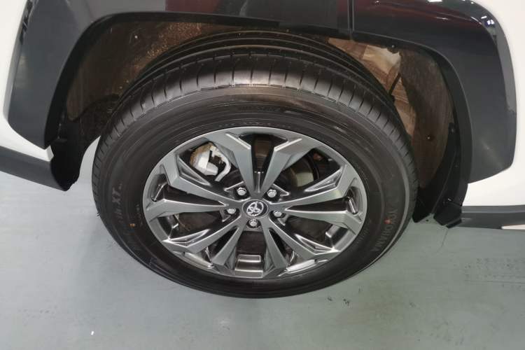 Used Toyota RAV4 2024 2.0L CVT Two-Wheel Drive Fashion Plus Edition
