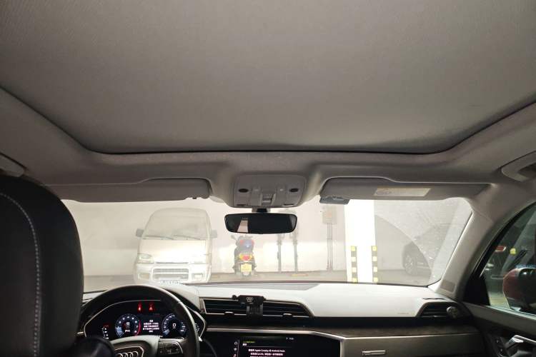 Used Audi Q3 2021 35 TFSI Fashion Dynamic Model