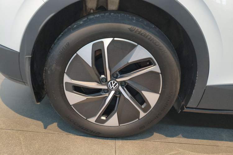 Used Volkswagen ID.4 CROZZ 2024 Pure Edition Limited Edition Exterior 5