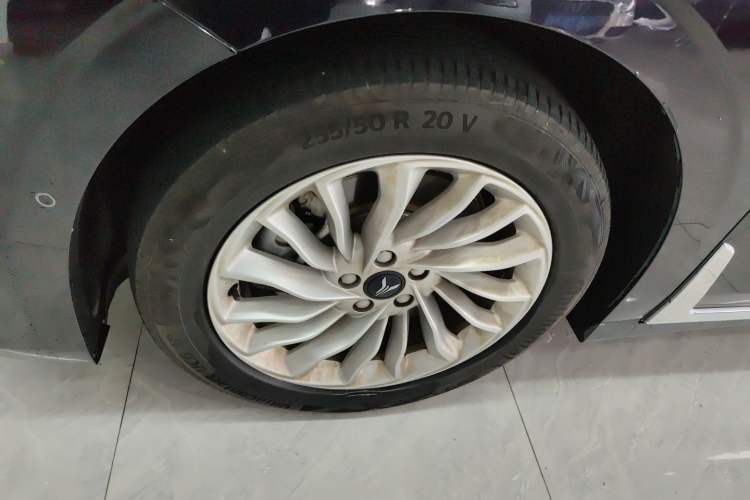 Used VOYAH Dream 2024 PHEV Extended-Range Premium Edition