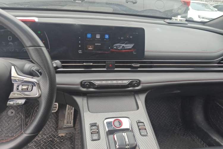 Used GAC Trumpchi EMPOW 2021 270T DCT J15 Version Audio And AC Panel