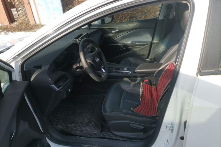 Used Buick Velite 6 2023 430km Range Commuter Version