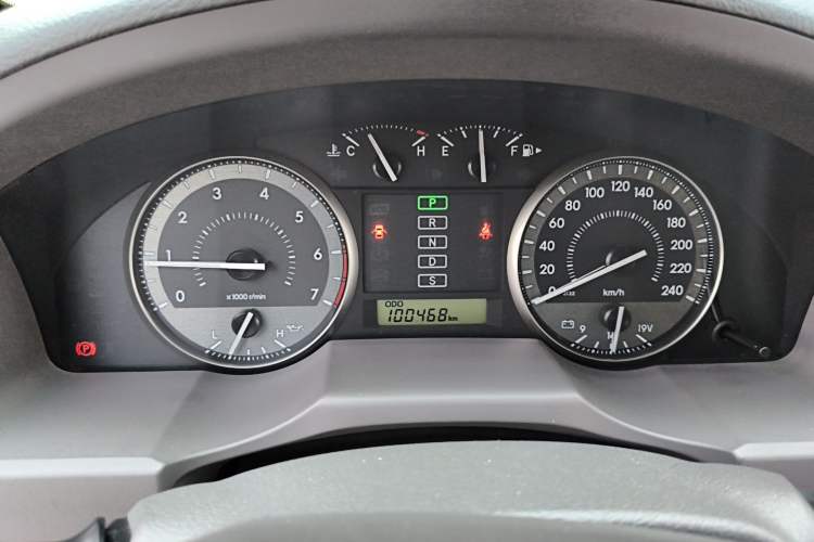 Used Toyota Land Cruiser  Instrument Cluster
