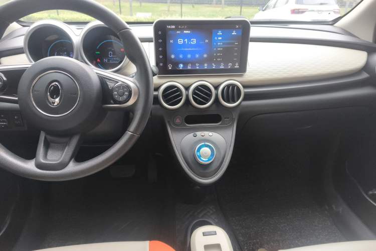 Used ORA Black Cat 2019 351 km Goddess Edition Audio And AC Panel