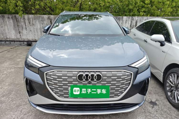 Used Audi Q4 e-tron 2023 50 e-tron quattro Visionary Edition
